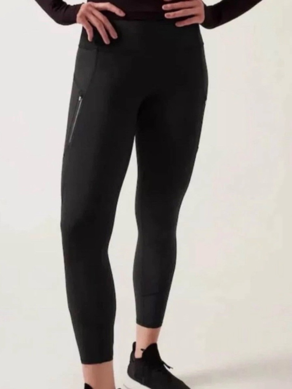 Athleta Rainier Tight Black Performance Leggings Large Athleisure Running Yoga